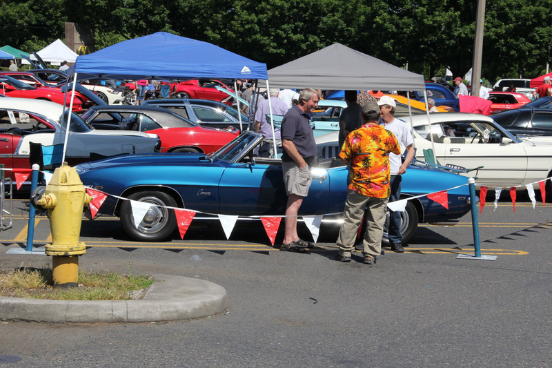Illustration for article titled Columbia River Camaro Club - First outdoor car show of the summer.